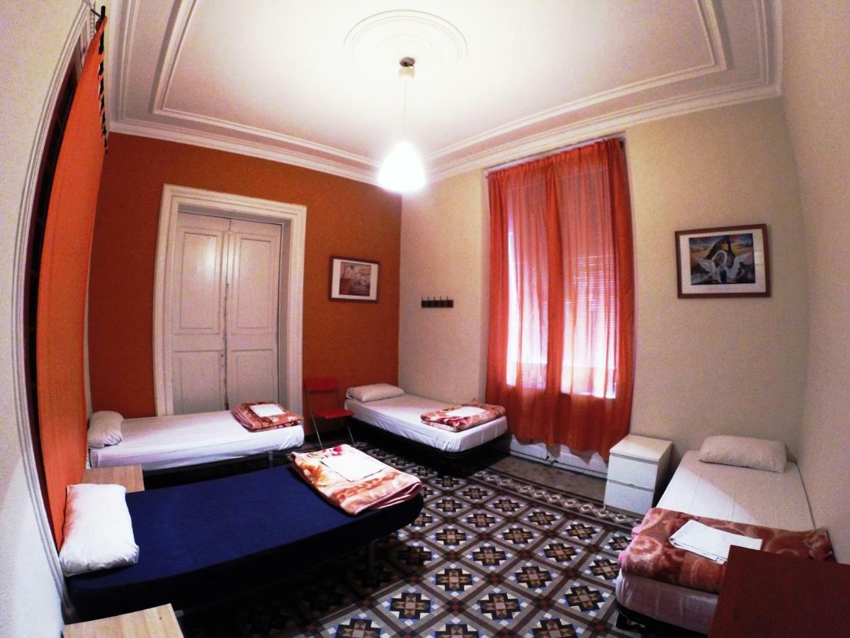 Sleeping Inn Barcelone Extérieur photo